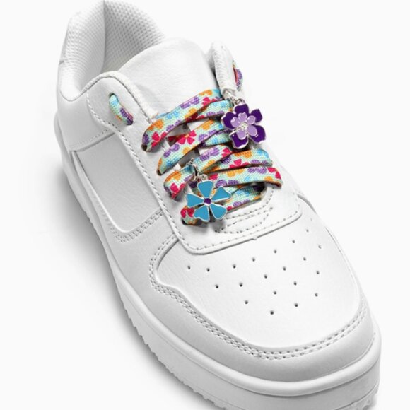 Shoelaces w/ Charms Set - Picture 3 of 8